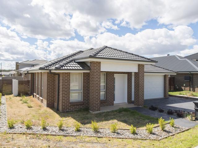 8 Alinta Promenade Jordan Springs