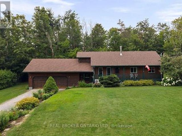 8 Alpine Drive, Oro Medonte, ON, L0K 1N0 house for sale | Listing ID S13619 | Royal LePage