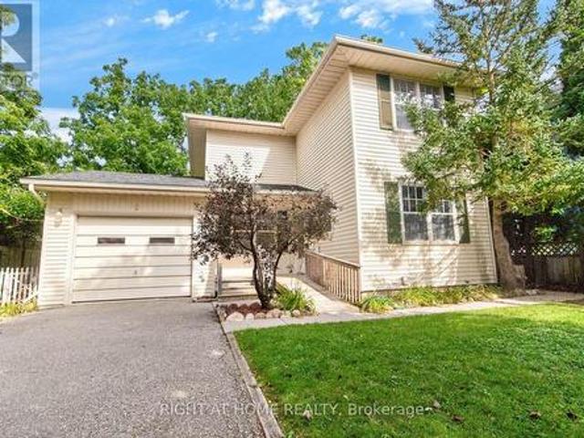 8 Amelia Street, Brant, ON, N3L 1Z3 house for sale | Listing ID X13739 | Royal LePage