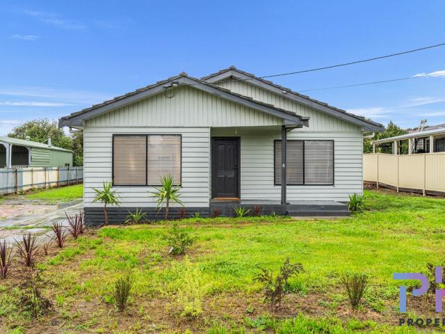 8 Arblaster Street California Gully VIC