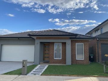 8 Assisi Street, FRASER RISE