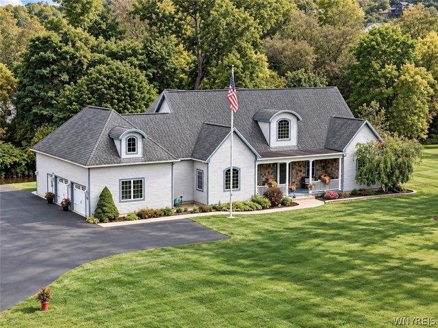 8 Aspen Dr, Ellicottville, NY 14731