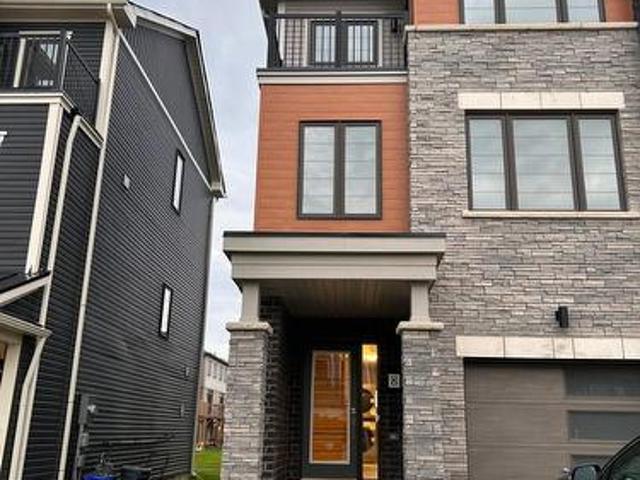 8 Baskett Street, Brantford, ON, N3T 5L5 house for lease | Listing ID X13828 | Royal LePage