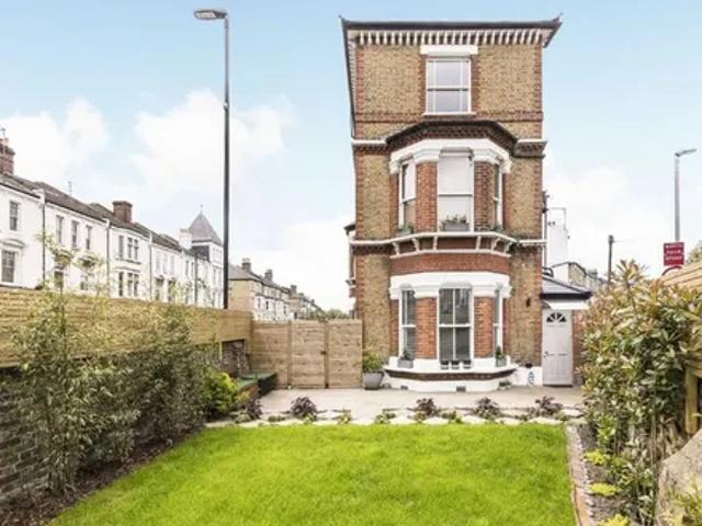 8 Battersea Rise, London, SW11 1EE, United Kingdom | Studio apartment for rent #139070112 | Rentberry