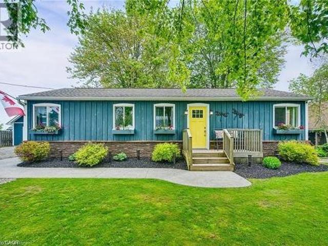 8 Beach Road, Lowbanks, ON, N0A 1K0 house for sale | Listing ID 40865 | Royal LePage