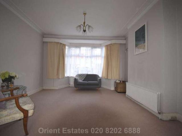 8 bed house for sale