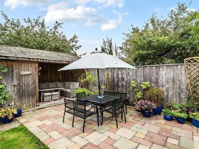 10 bed house for sale