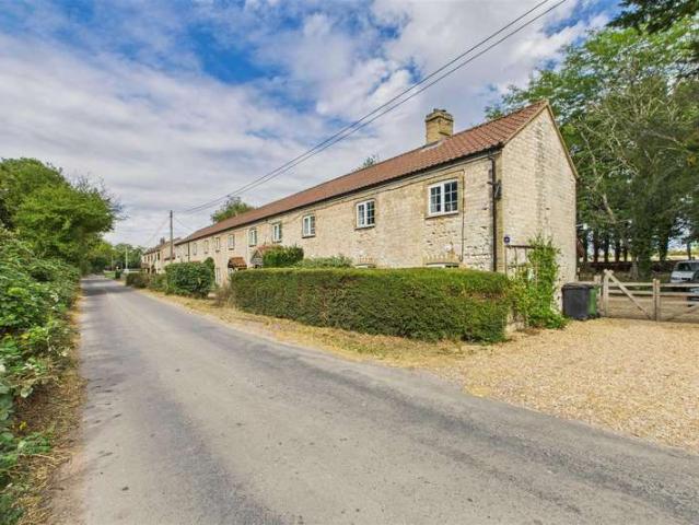 8 Bedroom Cottage House