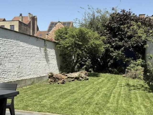 8 bedroom apartment for rent in Anderlecht, Brussels