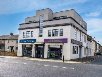 8 bedroom apartment for sale