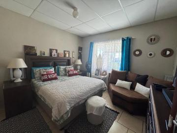 8 Bedroom Apartment in Warrenton