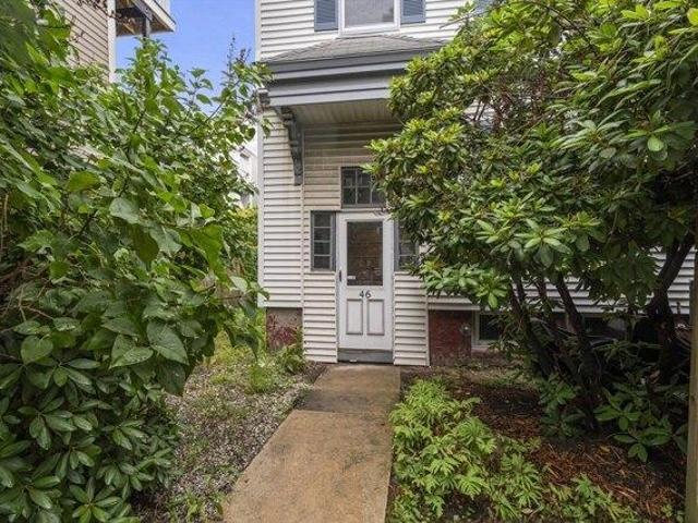 8 bedroom, Boston MA 02127 105403756