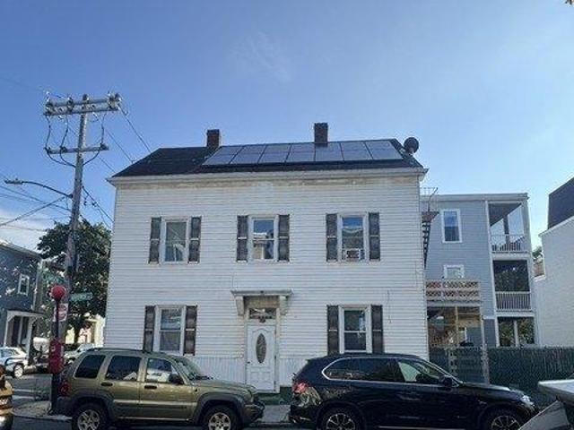 8 bedroom, Boston MA 02128 105497911
