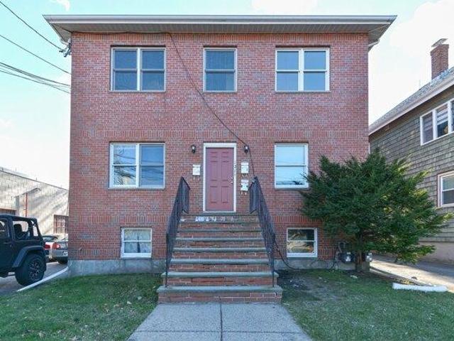 8 bedroom, Boston MA 02134 105424712