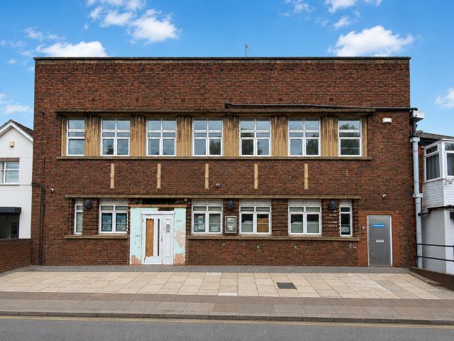 8 bedroom block of apartments for sale
