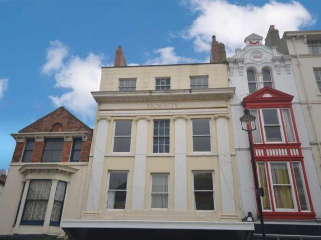 8 Bedroom Block Of Apartments Flat