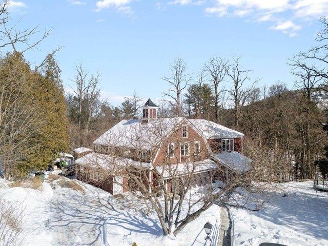 8 bedroom, Brattleboro VT 05301 104116842