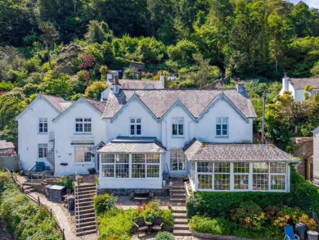 8 Bedroom Detached House