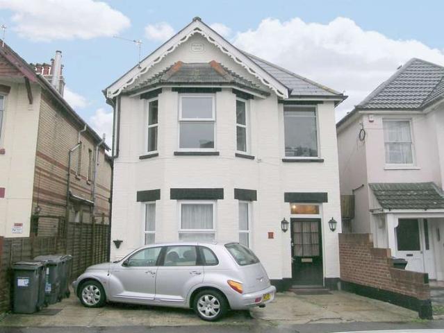 8 Bedroom Detached House