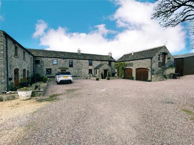 8 bedroom detached house for sale