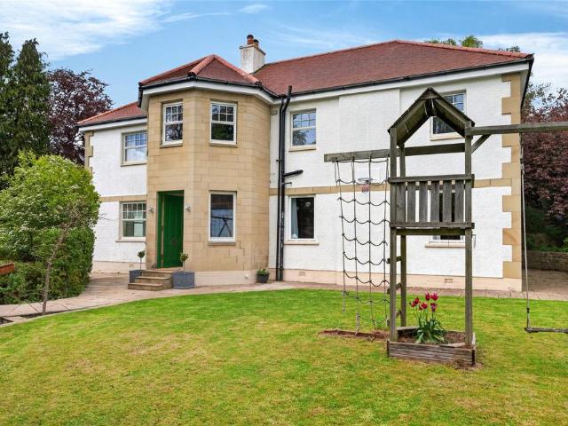 8 bedroom detached house for sale