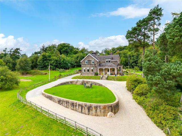 8 bedroom detached house for sale