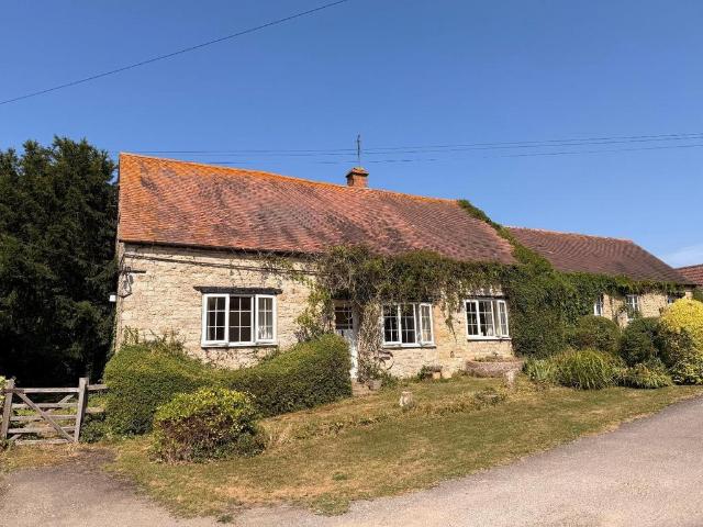 8 bedroom detached house for sale