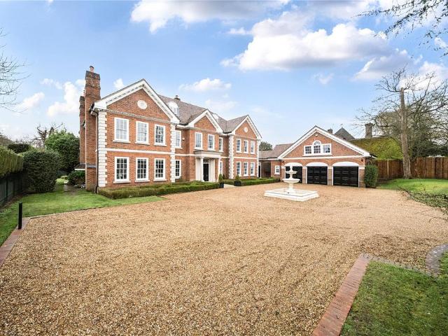 8 bedroom detached house for sale