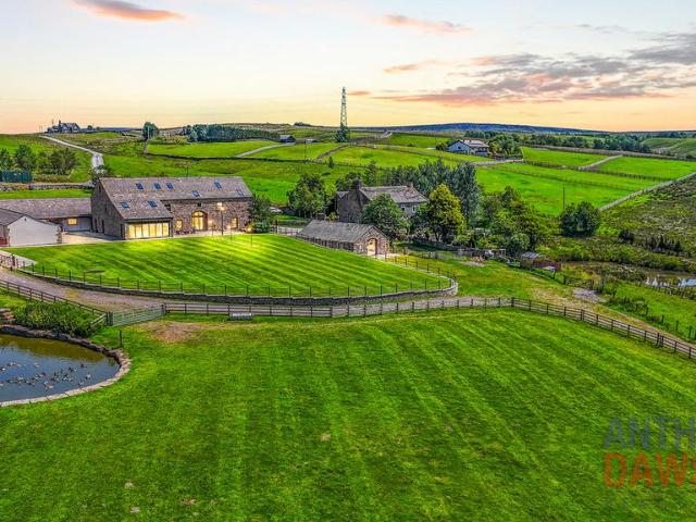 8 bedroom detached house for sale