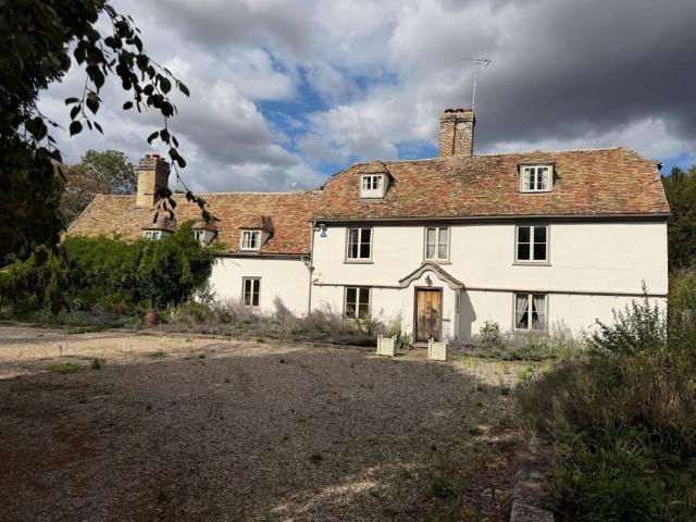8 bedroom detached house for sale