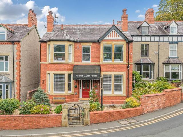 8 bedroom detached house for sale
