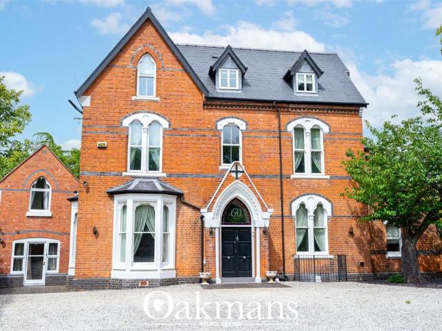 8 bedroom detached house for sale