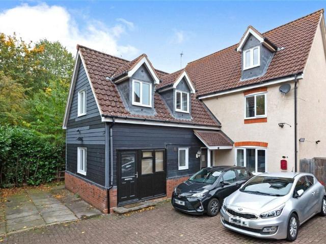 8 bedroom detached house for sale