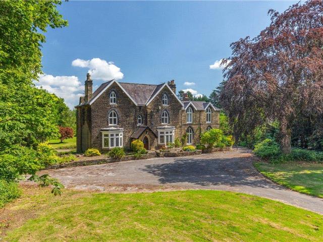 8 bedroom detached house for sale
