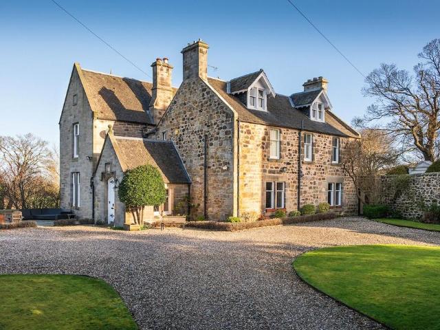 8 bedroom detached house for sale