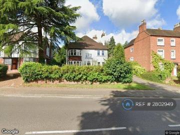 8 bedroom detached house to rent