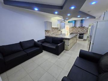 8 bedroom detached house to rent
