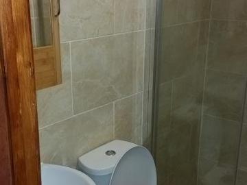8 bedroom detached house to rent