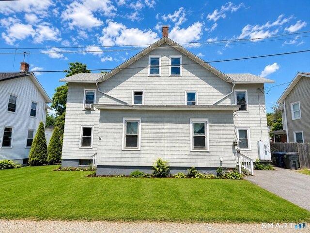 8 bedroom, Enfield CT 06082 105578301