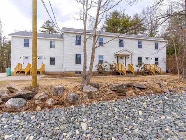 8 bedroom, Farmington NH 03835 105579042