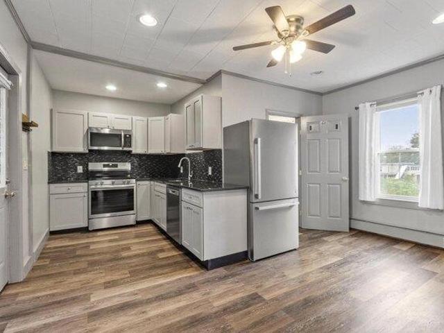 8 bedroom, Fitchburg MA 01420 105475578