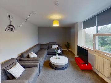 8 bedroom flat to rent
