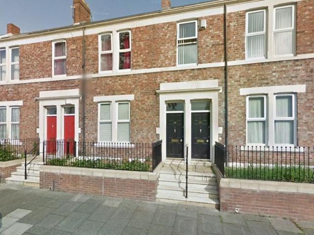 8 bedroom flat for sale