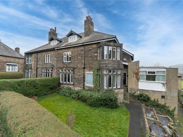 8 Bedroom House
