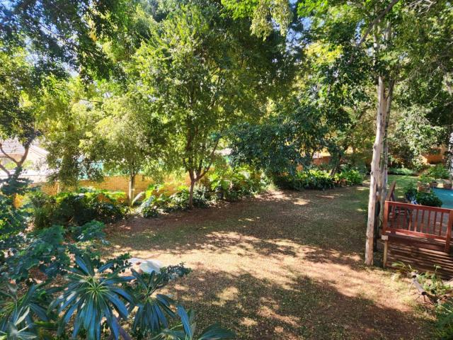 8 Bedroom House For Sale in Cashan