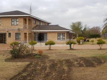 8 Bedroom House For Sale in Ashburton