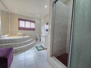 8 Bedroom House For Sale in Bassonia