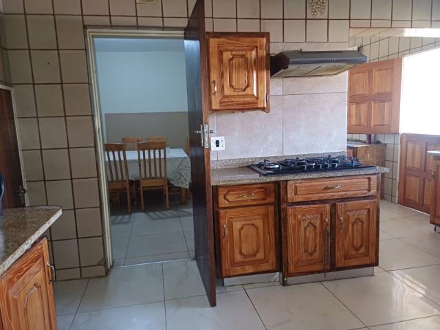 8 Bedroom House For Sale in Bedworth Park