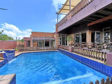 8 Bedroom House For Sale in Northcliff
