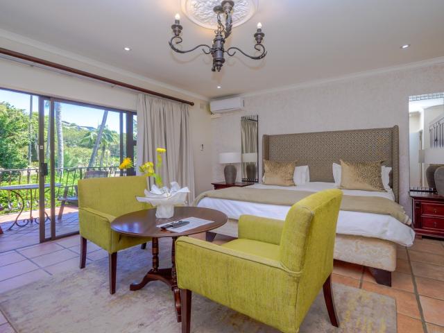 8 Bedroom House For Sale in Salt Rock